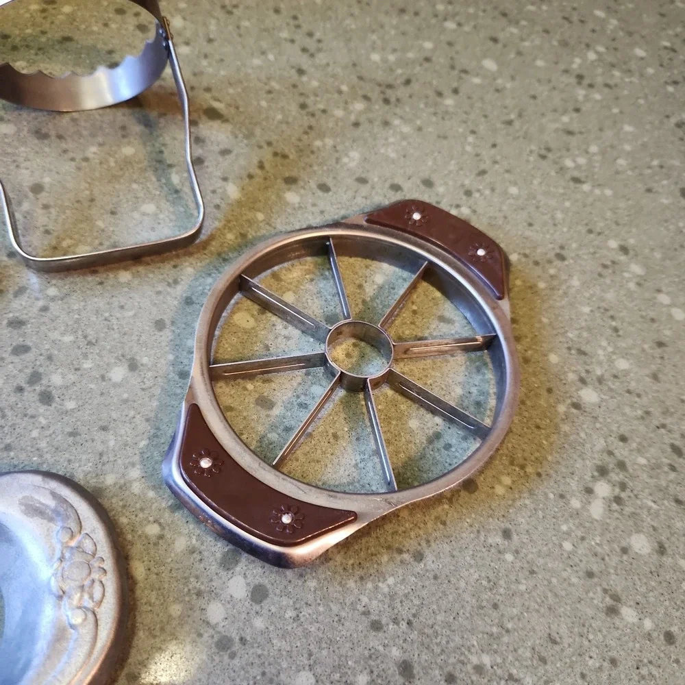 VTG MCM Stainless Steel Kitchen Gadgets Lot of 4, Butter Biscuit Cutter Slicers
